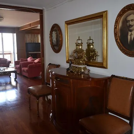 Perfect Beachfront Apartment Athen